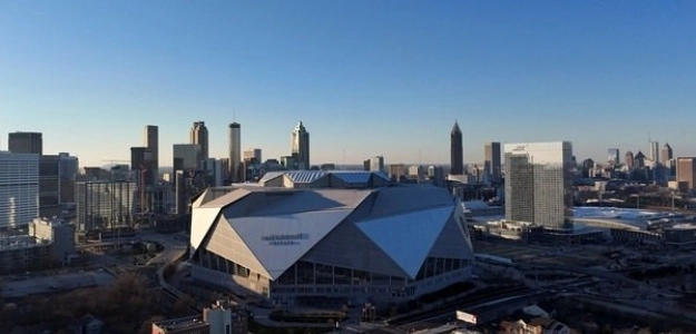 El estadio de Atlanta desafía a la FIFA con la estrella de Mercedes