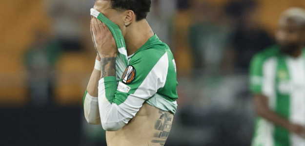 Antony, jugador del Real Betis, expresa su deseo de seguir trabajando tras no ser convocado para el Mundial con Brasil