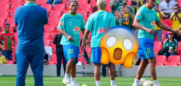 Ronaldinho, ovacionado en el Estadio Banorte como leyenda del fútbol mexicano