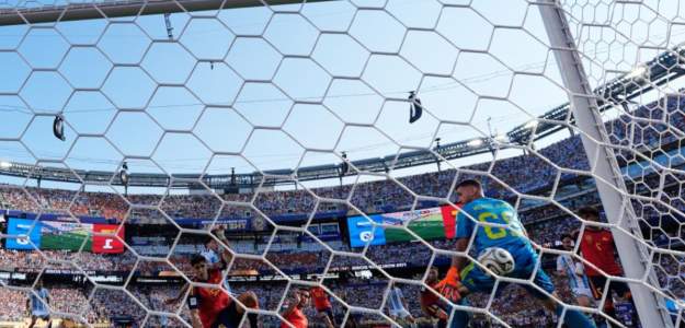 El prodigioso despeje de Pau Cubarsí que salvó a España en la final del Mundial 2026