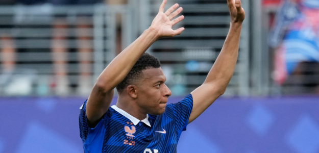 Mbappé destaca en el Mundial y Messi asoma como amenaza