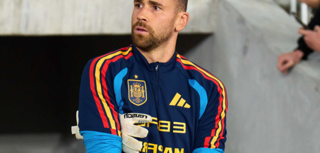 Unai Simón elogia el nivel de Joan García en la portería