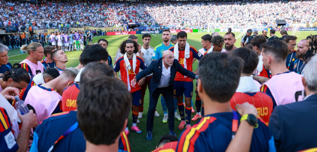 El impacto de las pausas de hidratación en el fútbol: de la excepción a la norma