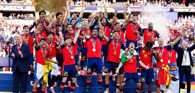 Jugador de la selección española dona su prima del Mundial a empleados de la Federación