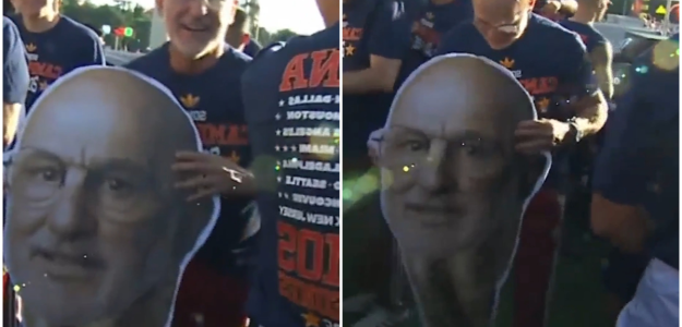 Sorpresa en la celebración: una Copa del Mundo con el rostro de Luis de la Fuente