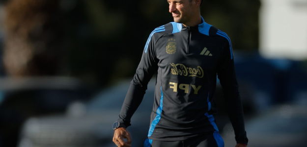 Scaloni baraja opciones para reemplazar a Balerdi