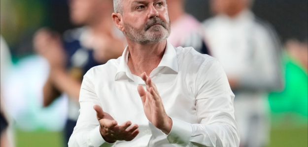 Steve Clarke dimite como seleccionador de Escocia tras su eliminación en el Mundial