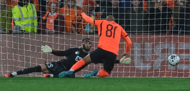Países Bajos cae ante Argelia por la magia de Hadj Moussa y la muralla de Luca Zidane