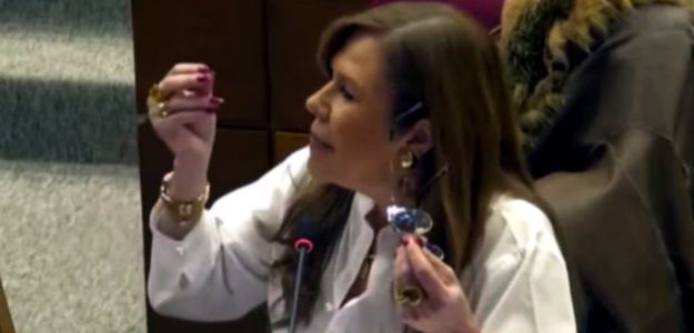 Parlamento paraguayo condena insultos racistas a Mbappé y genera controversia