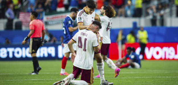 Cubarsí y Laporte, el muro sólido que guía a España hacia la gloria mundial
