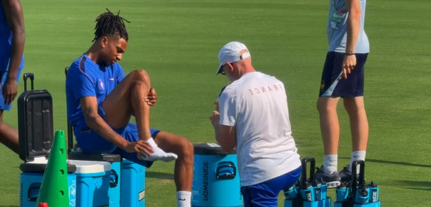 Francia se enfrenta al sofocante calor en Filadelfia durante su entrenamiento