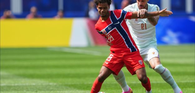 El renacer de Oscar Bobb: de promesa en el Manchester City a figura en la selección noruega