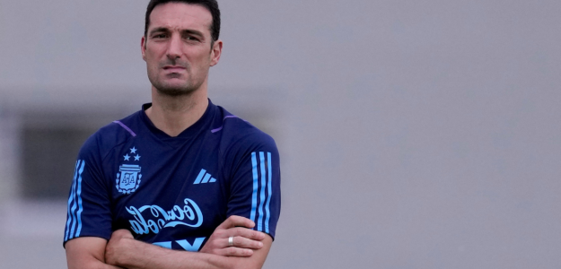 Polémica táctica de Scaloni desata discusión en vestuario albiceleste antes de la final del Mundial