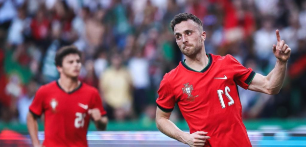 Emotivo homenaje a Diogo Jota en su debut mundialista junto a Portugal