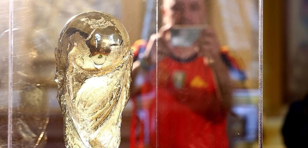 Valladolid se llena de emoción con la Copa del Mundo y la exposición 'Reyes del Fútbol'