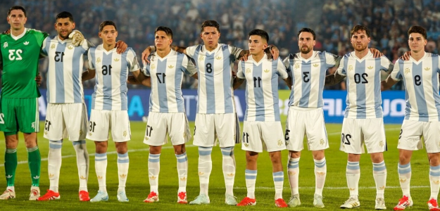 Cristian 'Cuti' Romero se perderá el tramo final de la Premier League por lesión