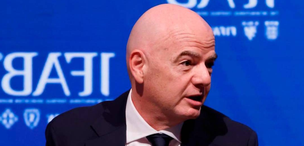 Expulsión inmediata en Mundial 2026: jugadores sancionados por taparse la boca o abandonar el campo