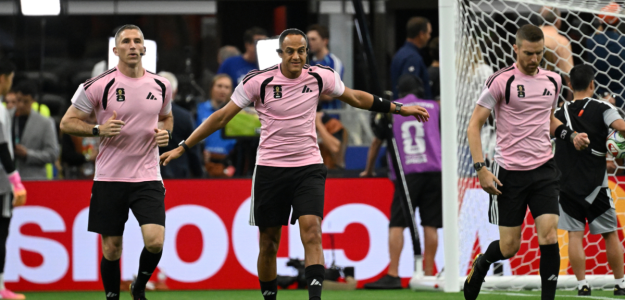 Ismail Elfath, el árbitro de ascendencia marroquí en la élite mundial del arbitraje