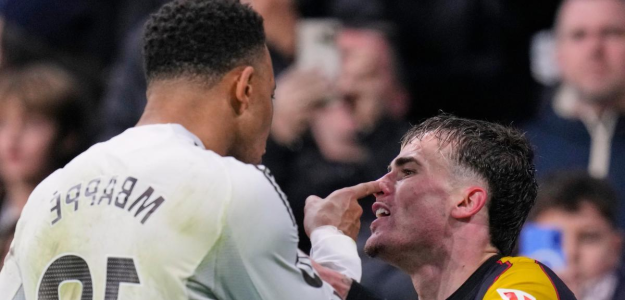 Kylian Mbappé defendido por Deschamps: críticas y debate en Francia