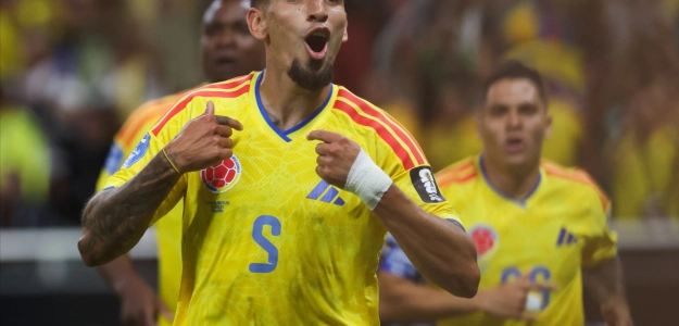 Daniel Muñoz, el lateral colombiano que brilla en el Mundial y en Europa