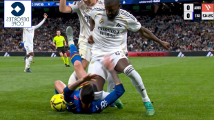 Polémica por la entrada de Rüdiger a Diego Rico: críticas y denuncias