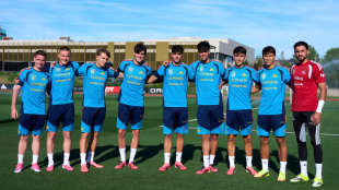 Final preparations for the last meeting at Riazor before the World Cup.