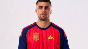 Rodri, firme en su camino como líder de la selección ante los rumores del Real Madrid