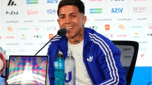 Enzo Fernández analiza la calidad de los mediocampos español y argentino