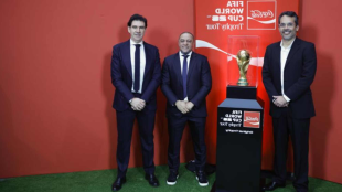 Coca-Cola celebra 20 años de la Gira del Trofeo Mundial FIFA
