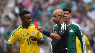 México y Sudáfrica hacen historia con triple expulsión en el Mundial 2026