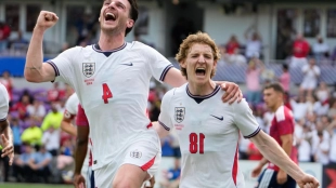 Gordon brilla con Inglaterra y cierra la preparación con victoria ante Costa Rica