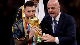 Gianni Infantino elogia a Leo Messi por su legado en la selección argentina