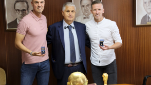 Árbitros canarios reciben máximo reconocimiento tras brillante participación mundialista