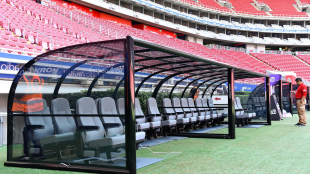 Estadio Akron se moderniza con nuevas bancas y asientos ergonómicos rumbo a la Copa Mundial 2026