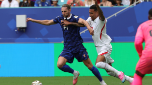 Adrien Rabiot critica la actitud de sus compañeros tras la derrota de Francia