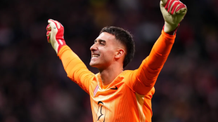 Juan Musso toma el arco del Atlético de Madrid en duelo clave ante Barcelona