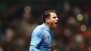 Luis Ángel Malagón operado con éxito: se despide del Mundial 2026 por larga recuperación