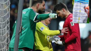 Joven héroe bosnio en los penaltis contra Italia: gesto altruista y posible viaje al Mundial