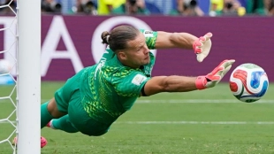 Ørjan Nyland, el guardameta noruego que brilla en el Mundial con actuaciones épicas