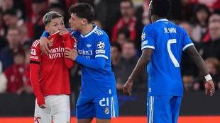 LaLiga decide no expulsar a jugadores que se tapen la boca al confrontar a rivales