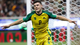 Jamaica se impone ante Nueva Caledonia en un emocionante duelo en el estadio Akron