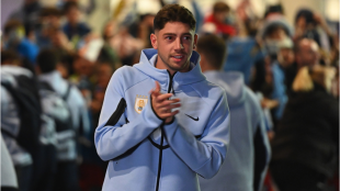 Bielsa elogia la versatilidad de Valverde y analiza el próximo desafío de Uruguay