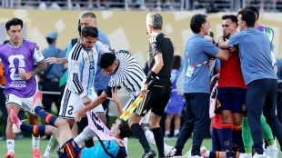 FIFA aprueba sanciones de Paredes, Molina y Almada en amistosos de Argentina