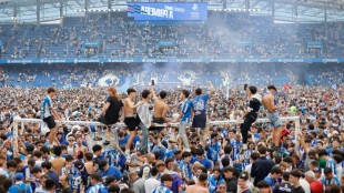 Preocupación máxima por el estado de Riazor a días del España vs Irak