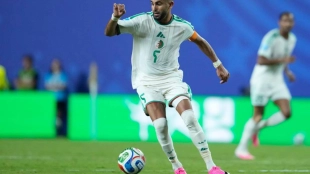 Mahrez, protagonista en el vibrante duelo Argelia - Austria
